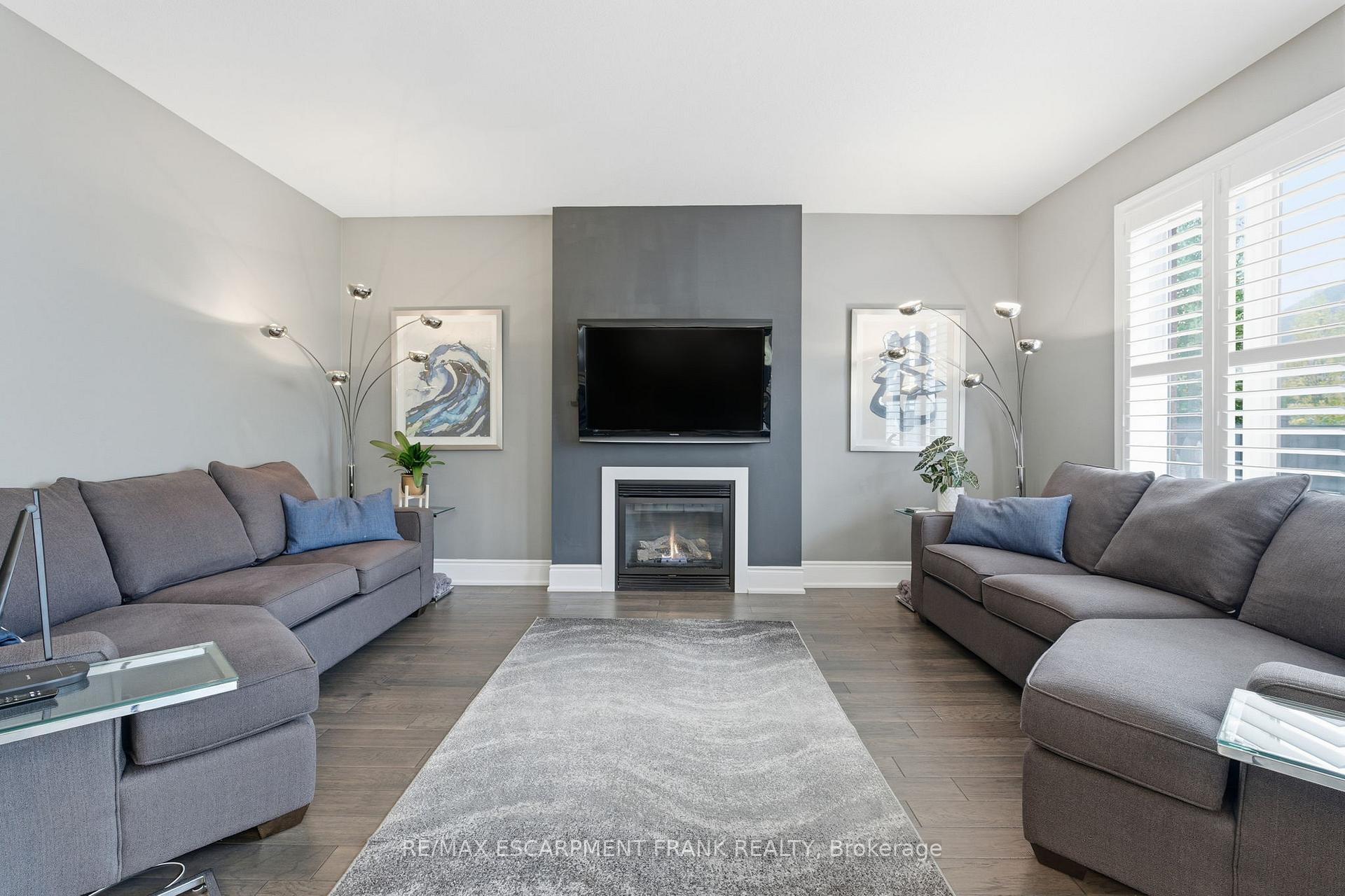 Photo 11 of 12 Hannon Crescent, Hamilton, Rural Glanbrook — HOMEH
