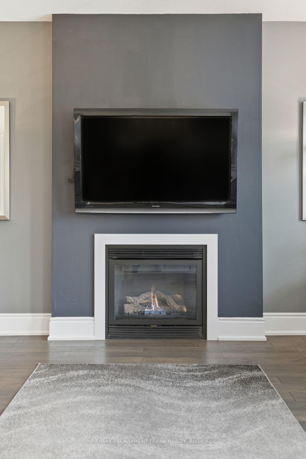 Photo 12 of 12 Hannon Crescent, Hamilton, Rural Glanbrook — HOMEH