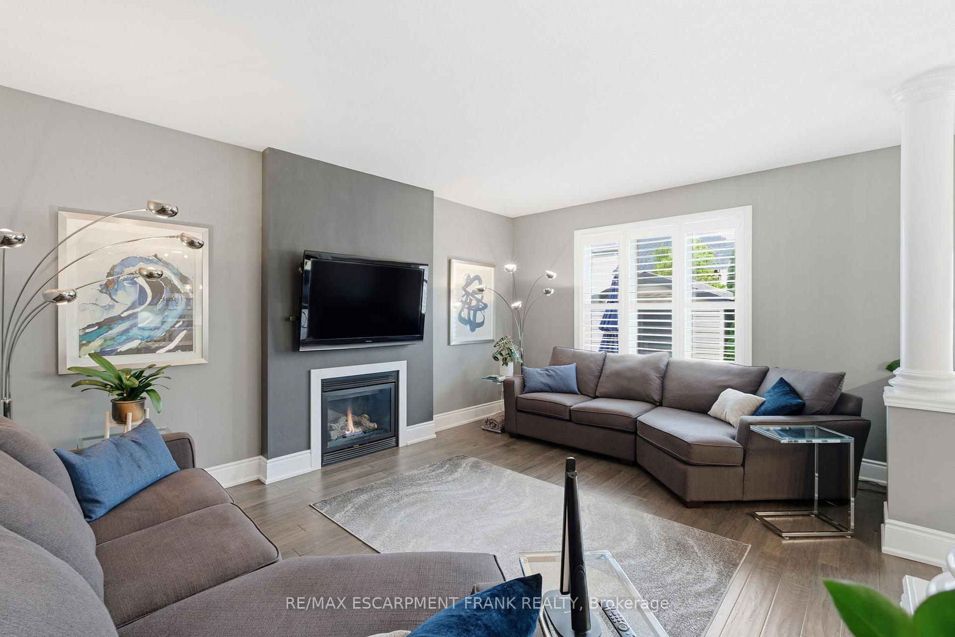 Photo 13 of 12 Hannon Crescent, Hamilton, Rural Glanbrook — HOMEH