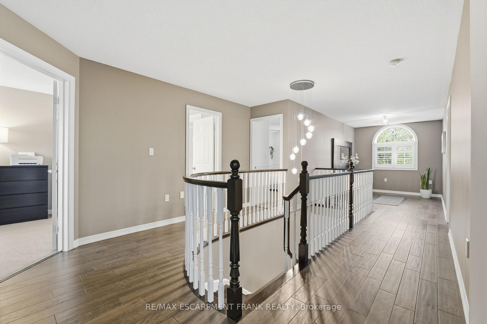 Photo 22 of 12 Hannon Crescent, Hamilton, Rural Glanbrook — HOMEH