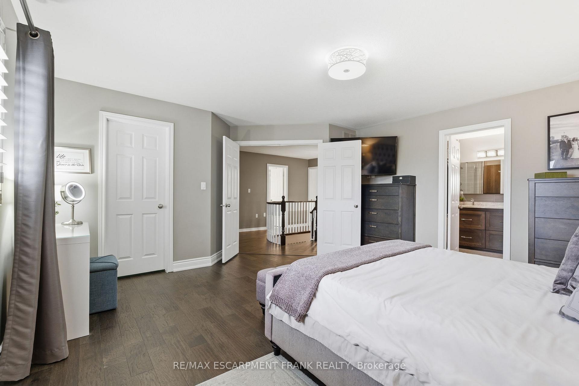Photo 25 of 12 Hannon Crescent, Hamilton, Rural Glanbrook — HOMEH