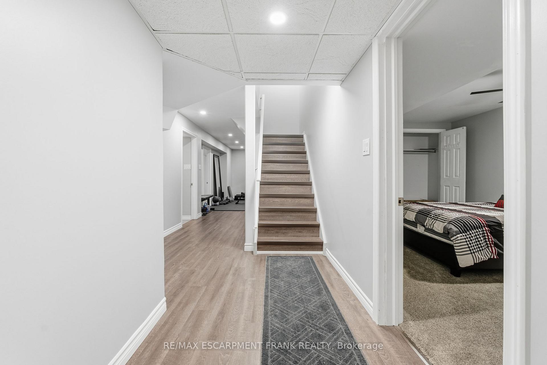 Photo 36 of 12 Hannon Crescent, Hamilton, Rural Glanbrook — HOMEH
