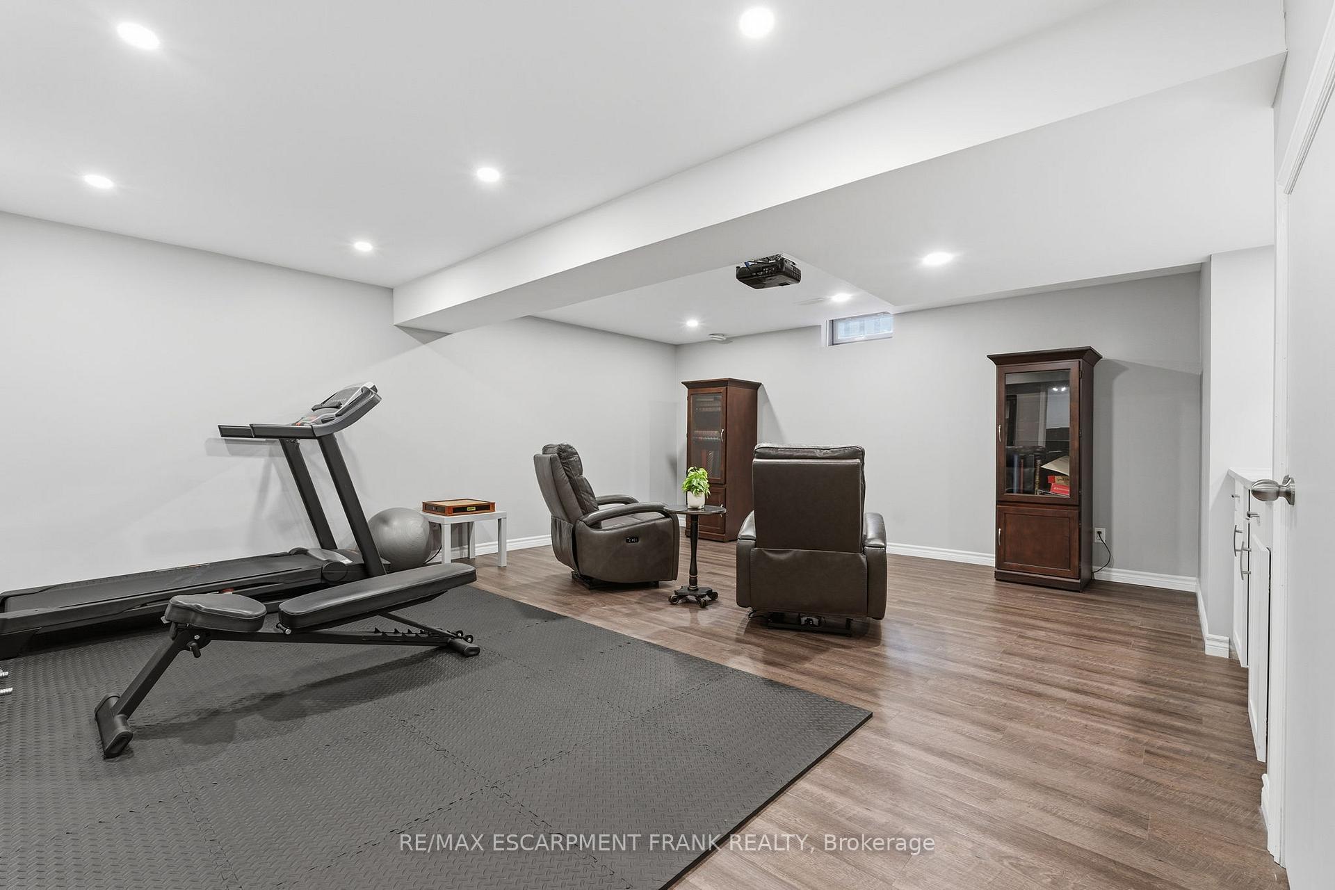 Photo 37 of 12 Hannon Crescent, Hamilton, Rural Glanbrook — HOMEH