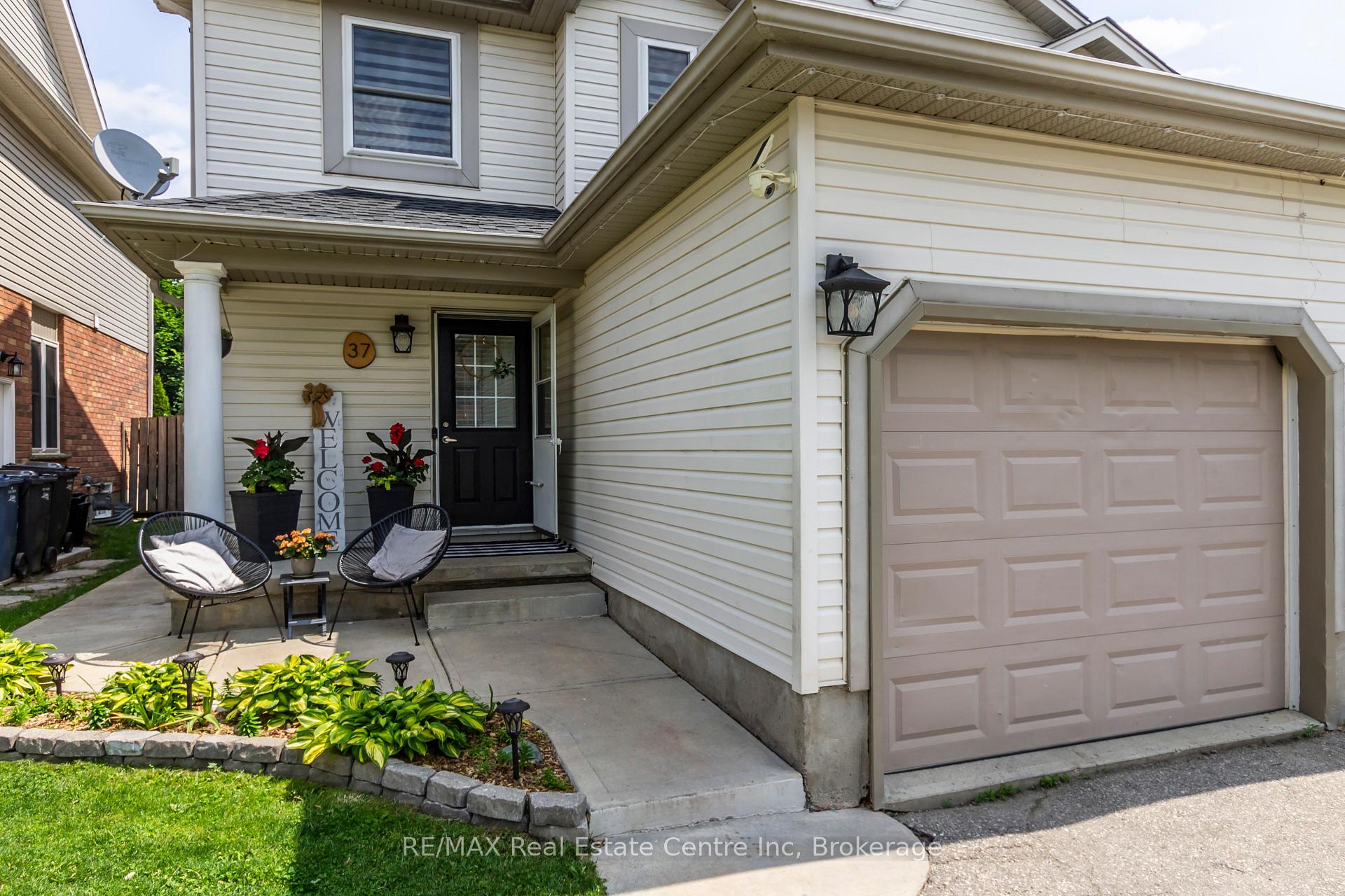 Photo 2 of 37 Swift Crescent, Guelph, Grange Road — HOMEH