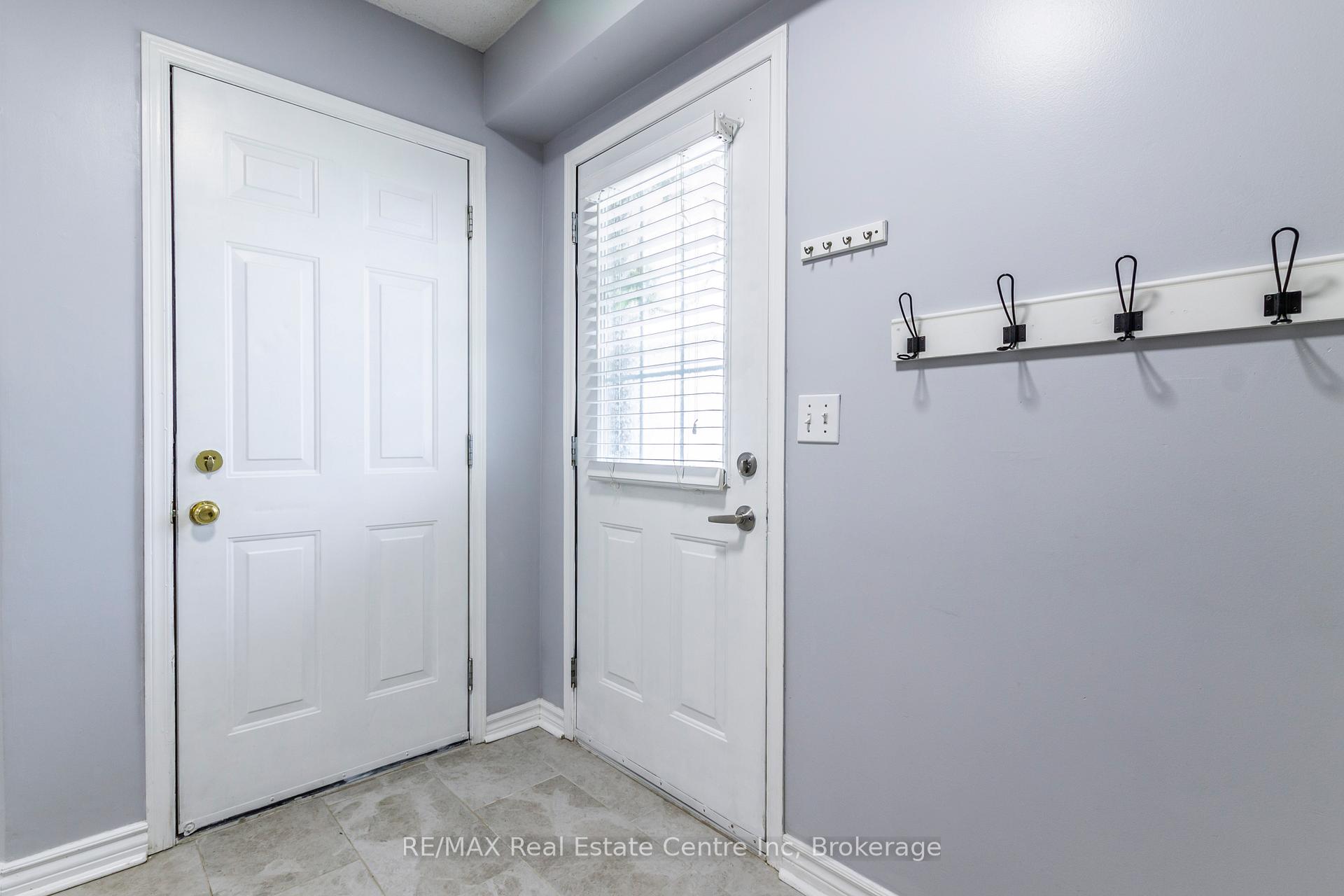 Photo 4 of 37 Swift Crescent, Guelph, Grange Road — HOMEH