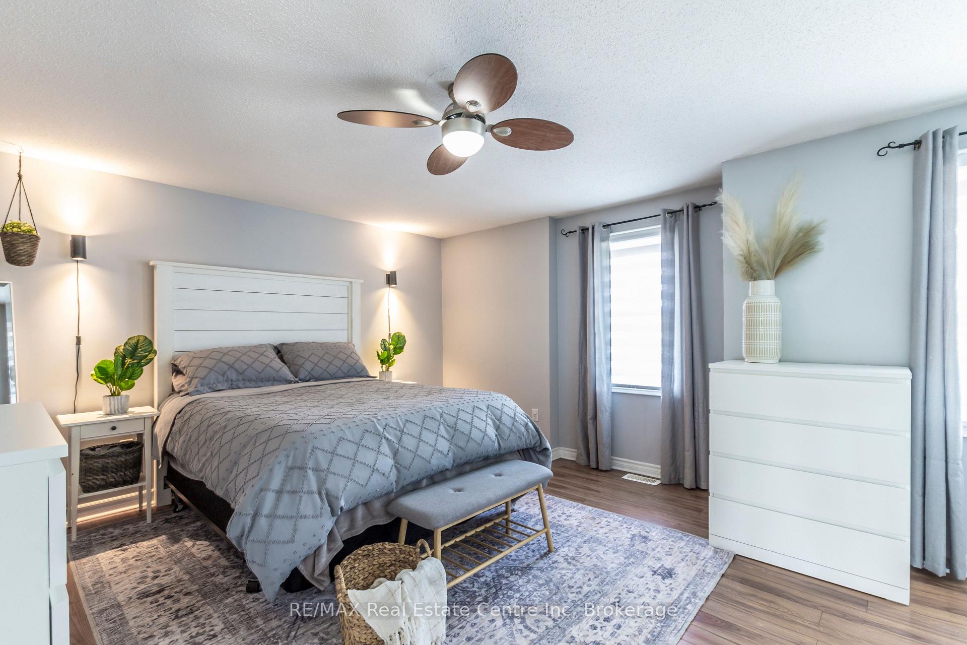 Photo 14 of 37 Swift Crescent, Guelph, Grange Road — HOMEH