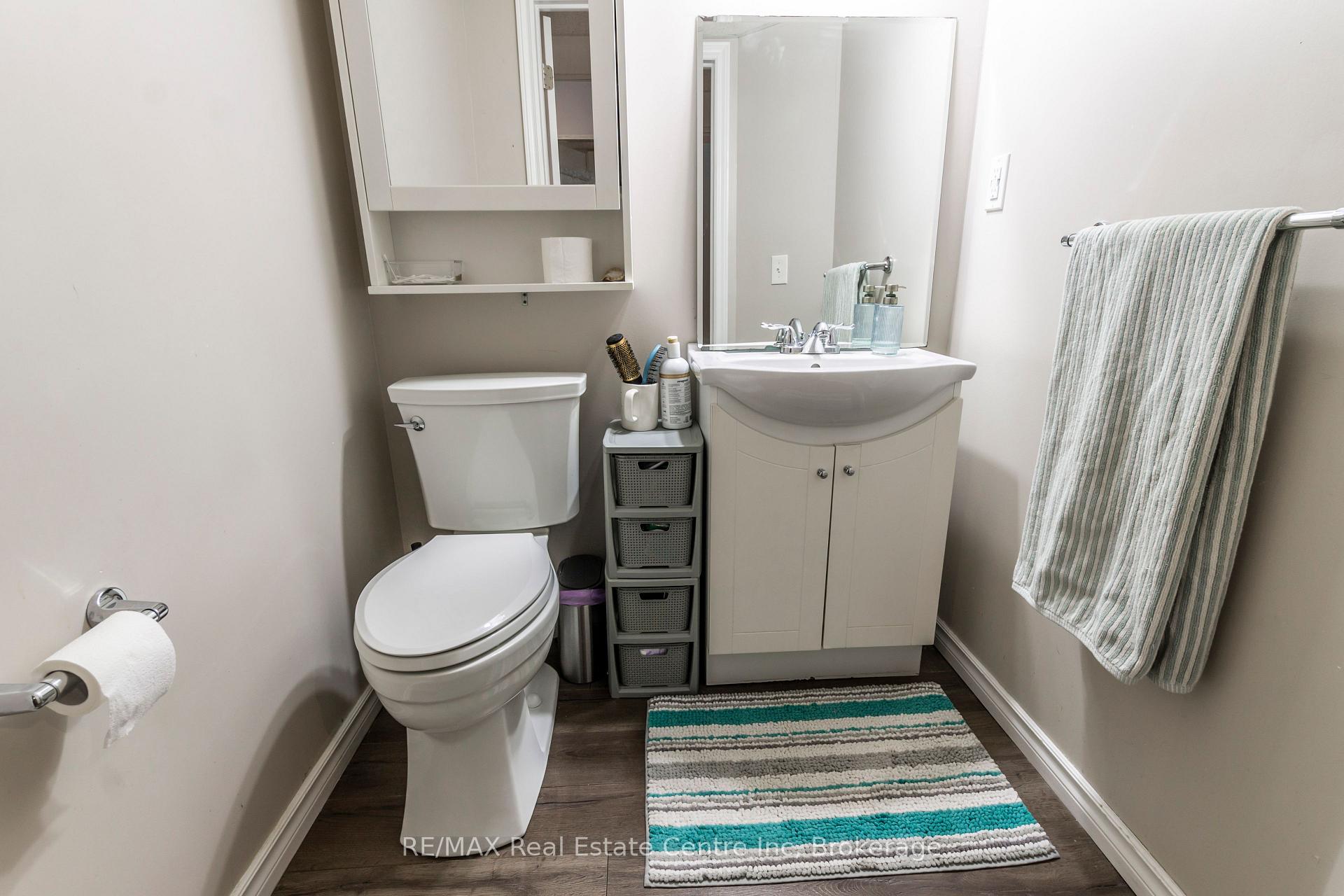 Photo 17 of 37 Swift Crescent, Guelph, Grange Road — HOMEH
