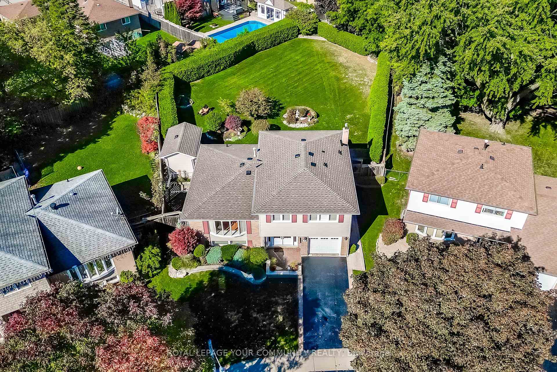 Photo 1 of 36 Devins Drive, Aurora, Aurora Heights — HOMEH