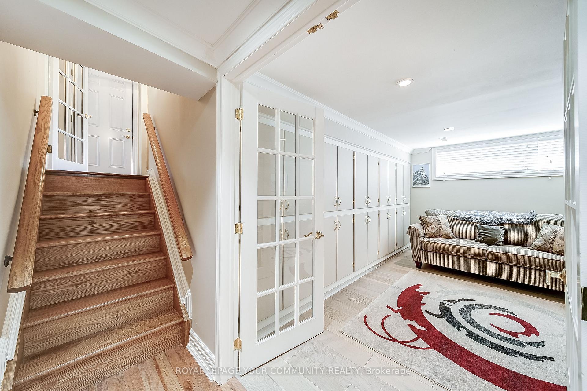 Photo 26 of 36 Devins Drive, Aurora, Aurora Heights — HOMEH
