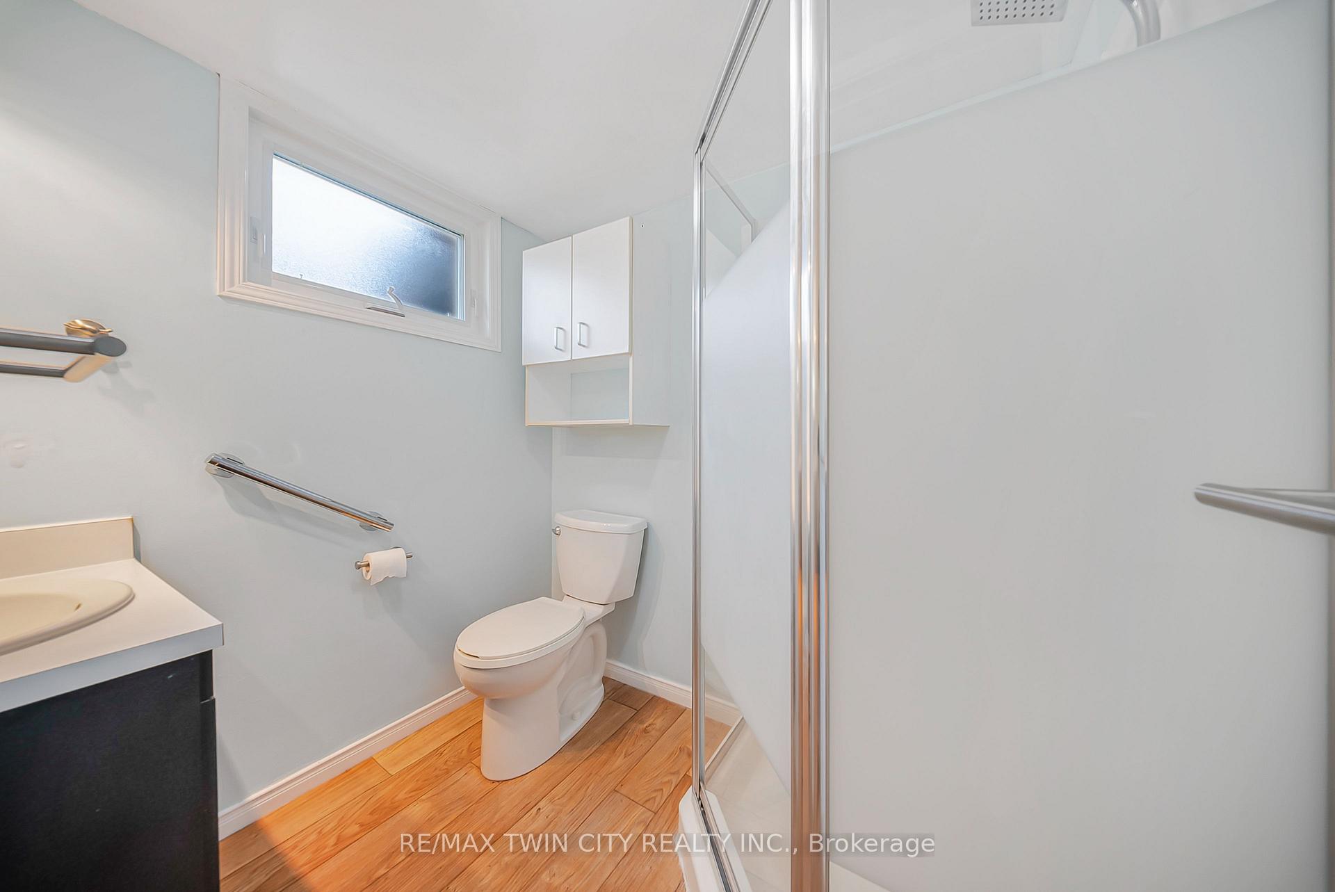Photo 29 of 36 Nicklin Crescent, Guelph, Riverside Park — HOMEH