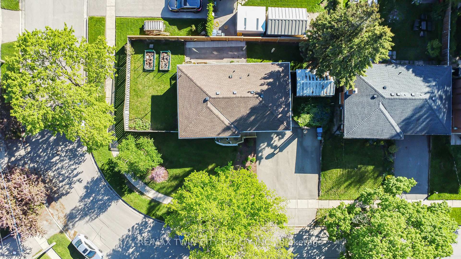 Photo 39 of 36 Nicklin Crescent, Guelph, Riverside Park — HOMEH