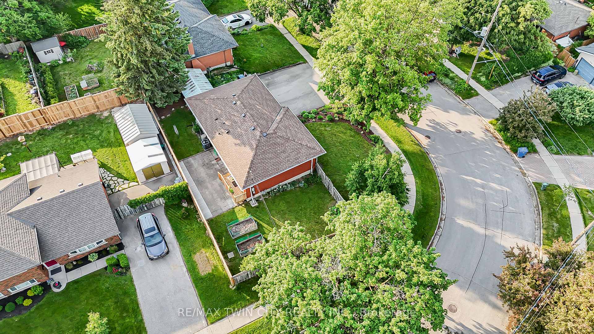 Photo 42 of 36 Nicklin Crescent, Guelph, Riverside Park — HOMEH