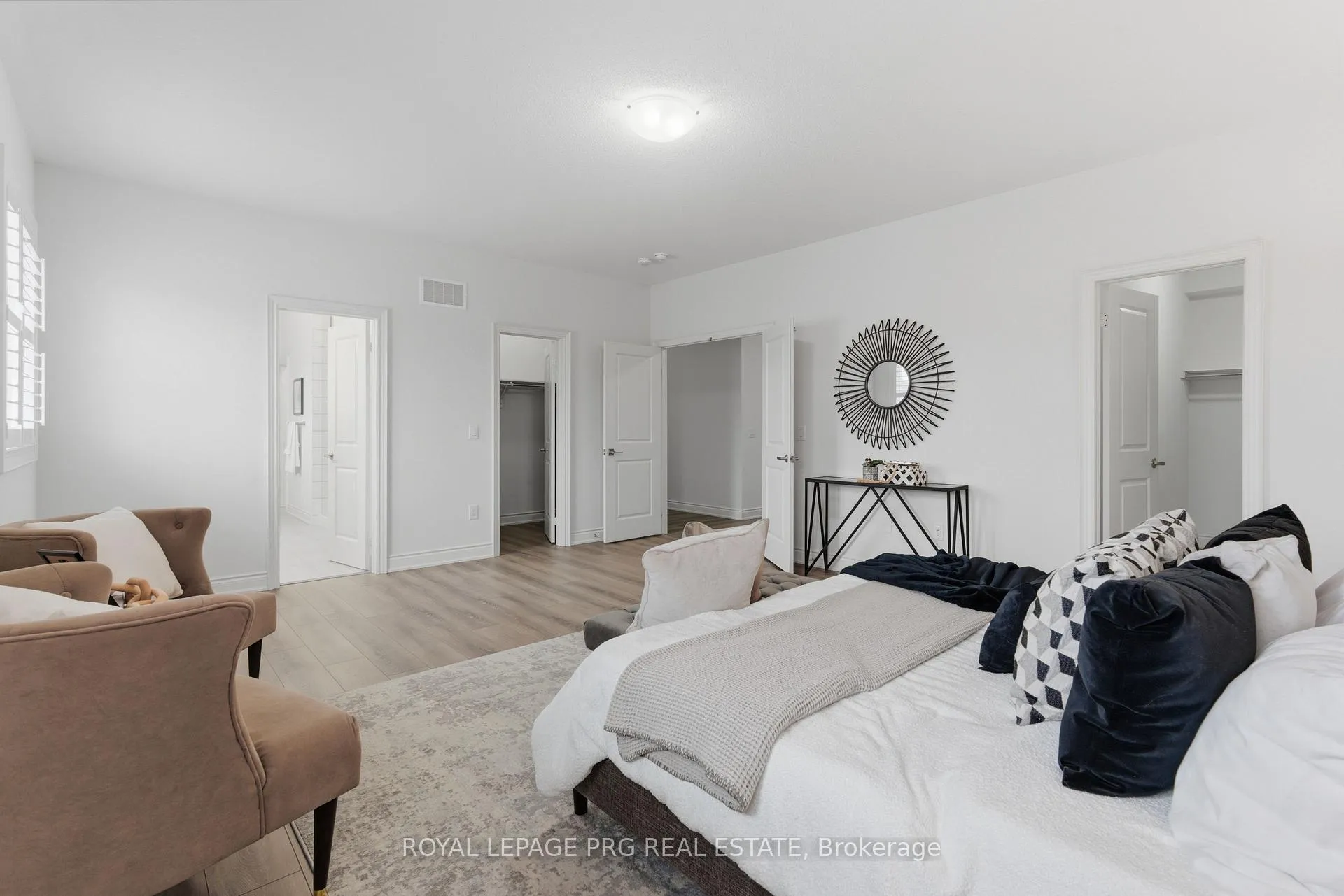 Photo 18 of 61 Cattail Crescent, Hamilton, Waterdown — HOMEH