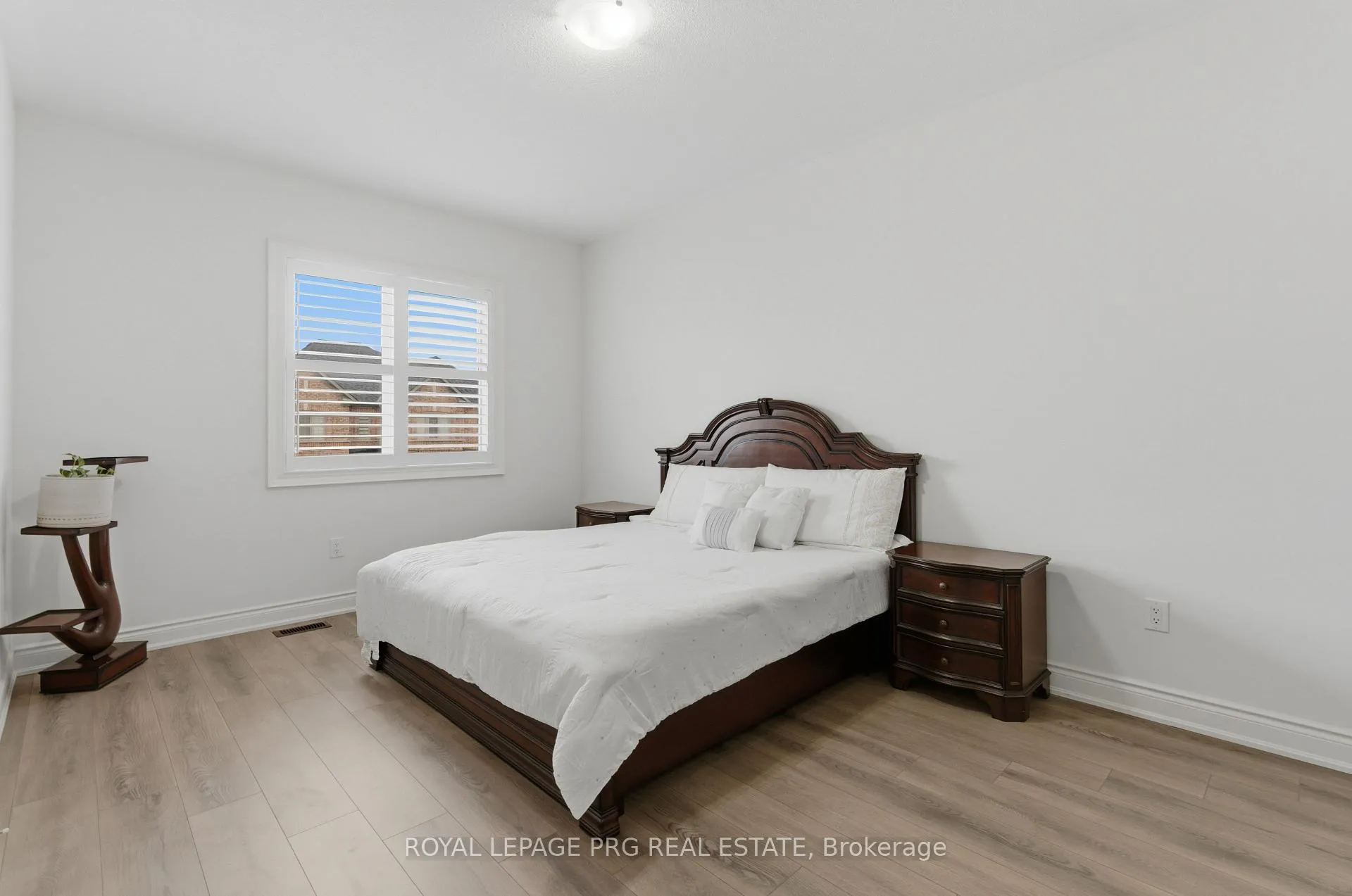 Photo 22 of 61 Cattail Crescent, Hamilton, Waterdown — HOMEH