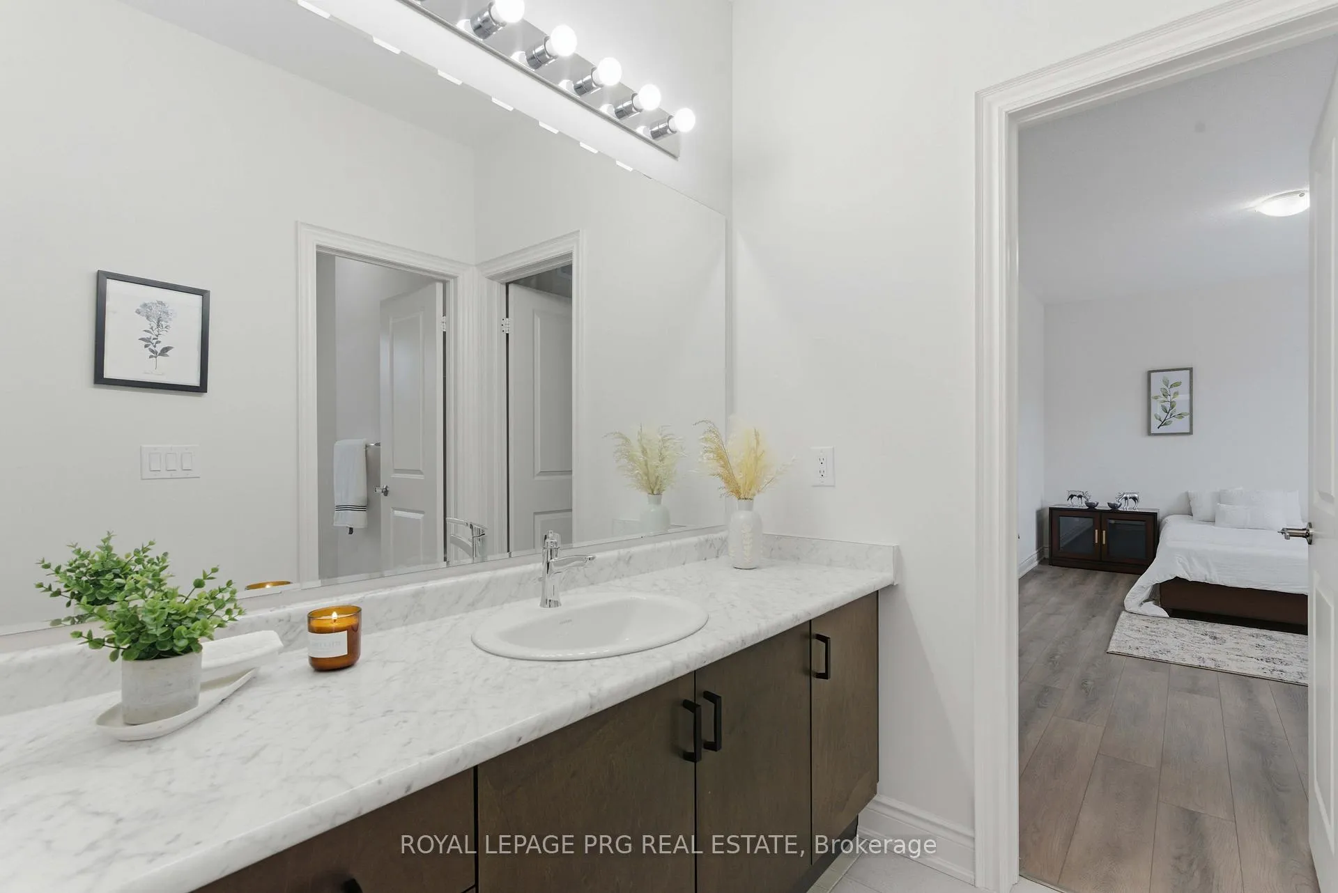 Photo 25 of 61 Cattail Crescent, Hamilton, Waterdown — HOMEH