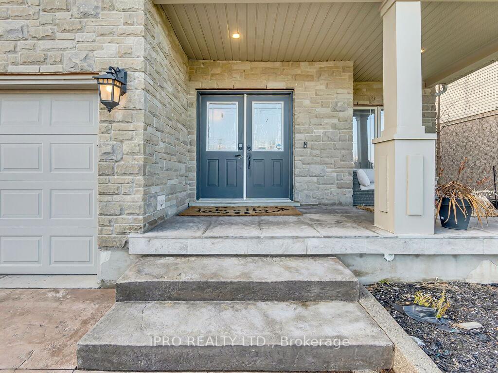 Photo 4 of 18 Tovell Drive, Guelph, Willow West/Sugarbush/West Acres — HOMEH