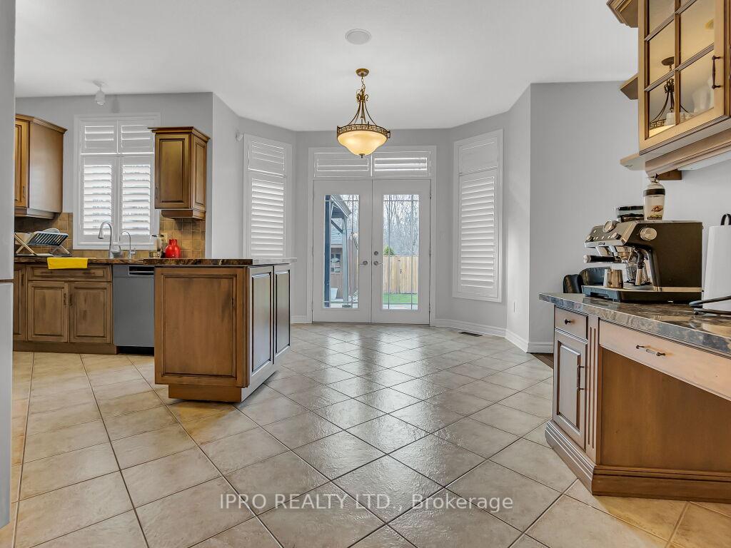 Photo 11 of 18 Tovell Drive, Guelph, Willow West/Sugarbush/West Acres — HOMEH