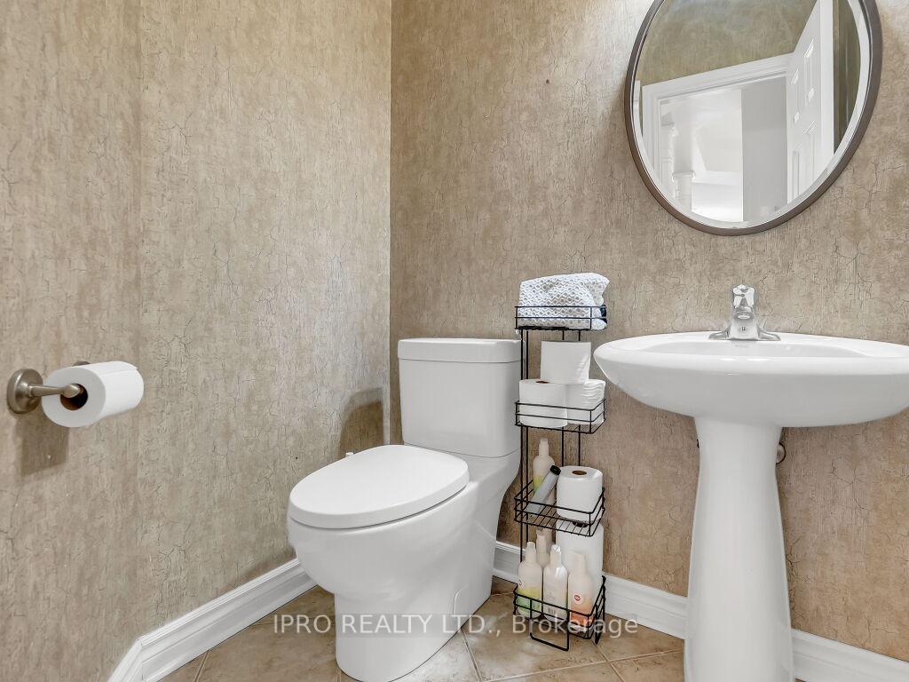 Photo 21 of 18 Tovell Drive, Guelph, Willow West/Sugarbush/West Acres — HOMEH
