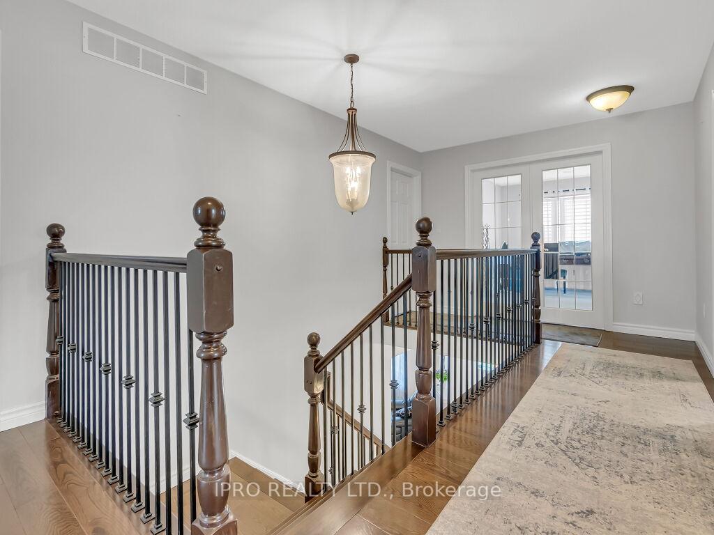 Photo 23 of 18 Tovell Drive, Guelph, Willow West/Sugarbush/West Acres — HOMEH