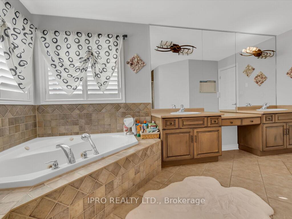 Photo 31 of 18 Tovell Drive, Guelph, Willow West/Sugarbush/West Acres — HOMEH