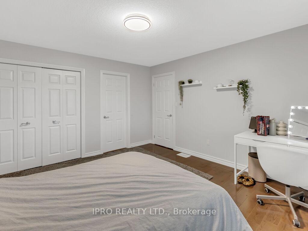 Photo 34 of 18 Tovell Drive, Guelph, Willow West/Sugarbush/West Acres — HOMEH