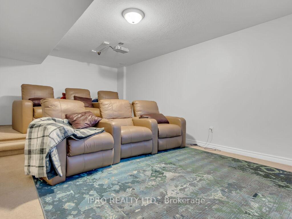Photo 42 of 18 Tovell Drive, Guelph, Willow West/Sugarbush/West Acres — HOMEH
