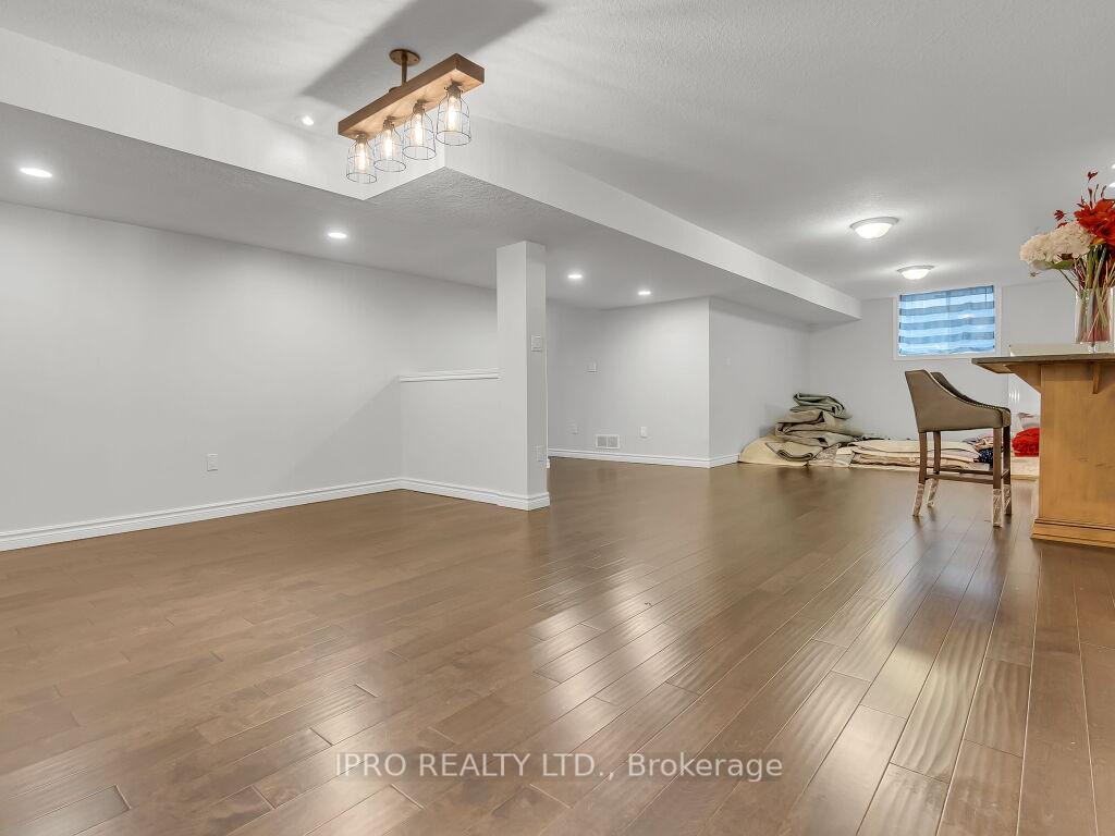 Photo 46 of 18 Tovell Drive, Guelph, Willow West/Sugarbush/West Acres — HOMEH