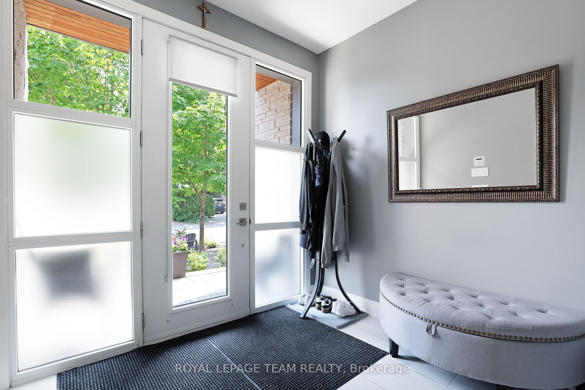 Photo 4 of 274 Atlantis Avenue, Ottawa, Westboro West — HOMEH