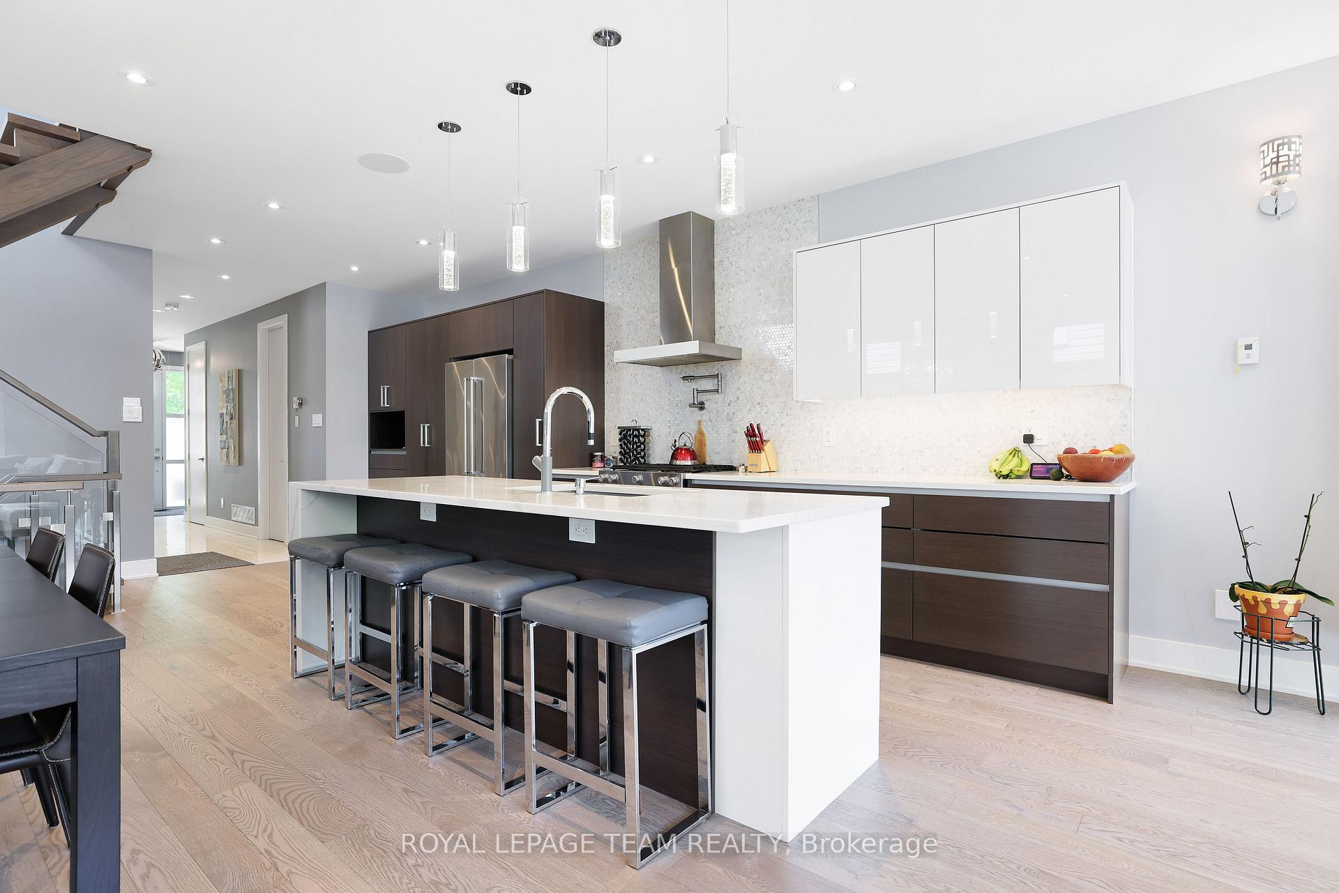Photo 9 of 274 Atlantis Avenue, Ottawa, Westboro West — HOMEH