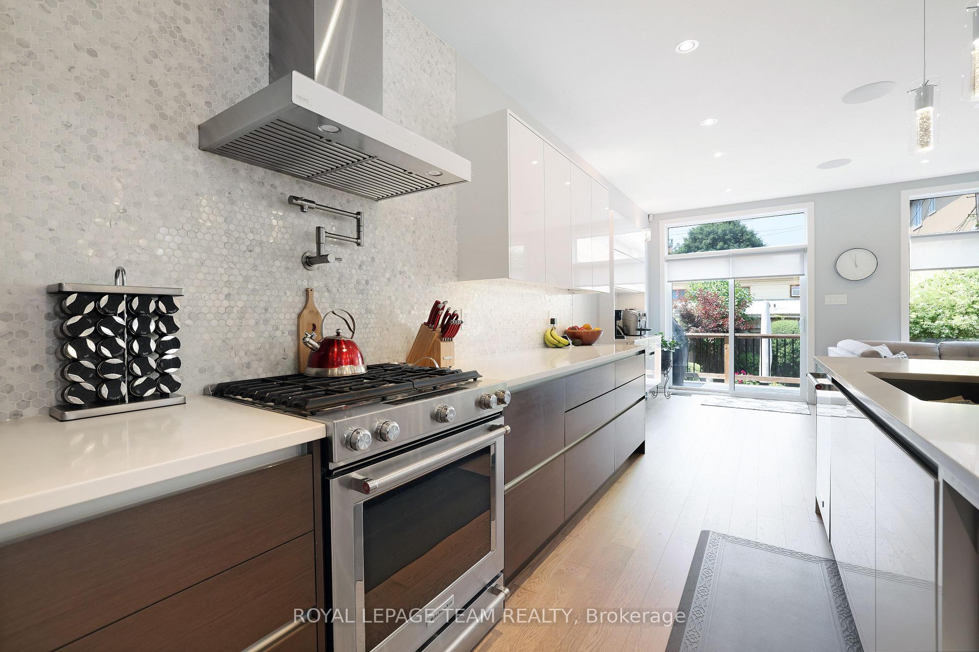 Photo 18 of 274 Atlantis Avenue, Ottawa, Westboro West — HOMEH
