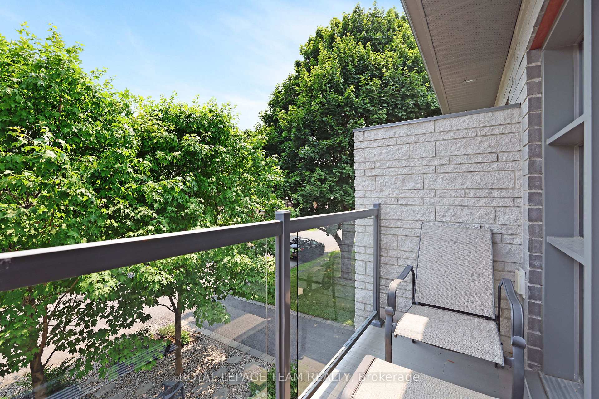 Photo 23 of 274 Atlantis Avenue, Ottawa, Westboro West — HOMEH