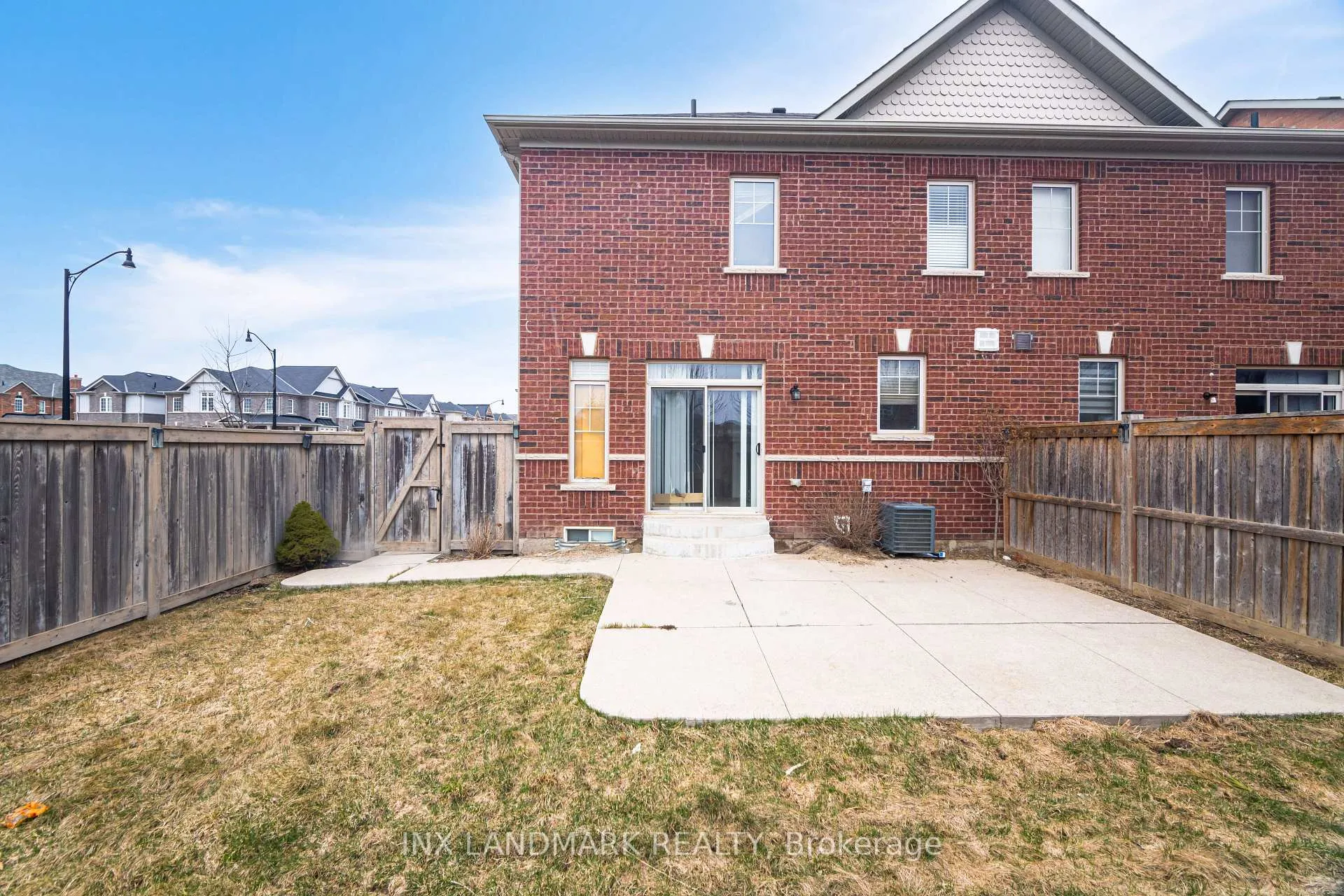 Photo 41 of 125 Remembrance Road, Brampton, Northwest Brampton — HOMEH
