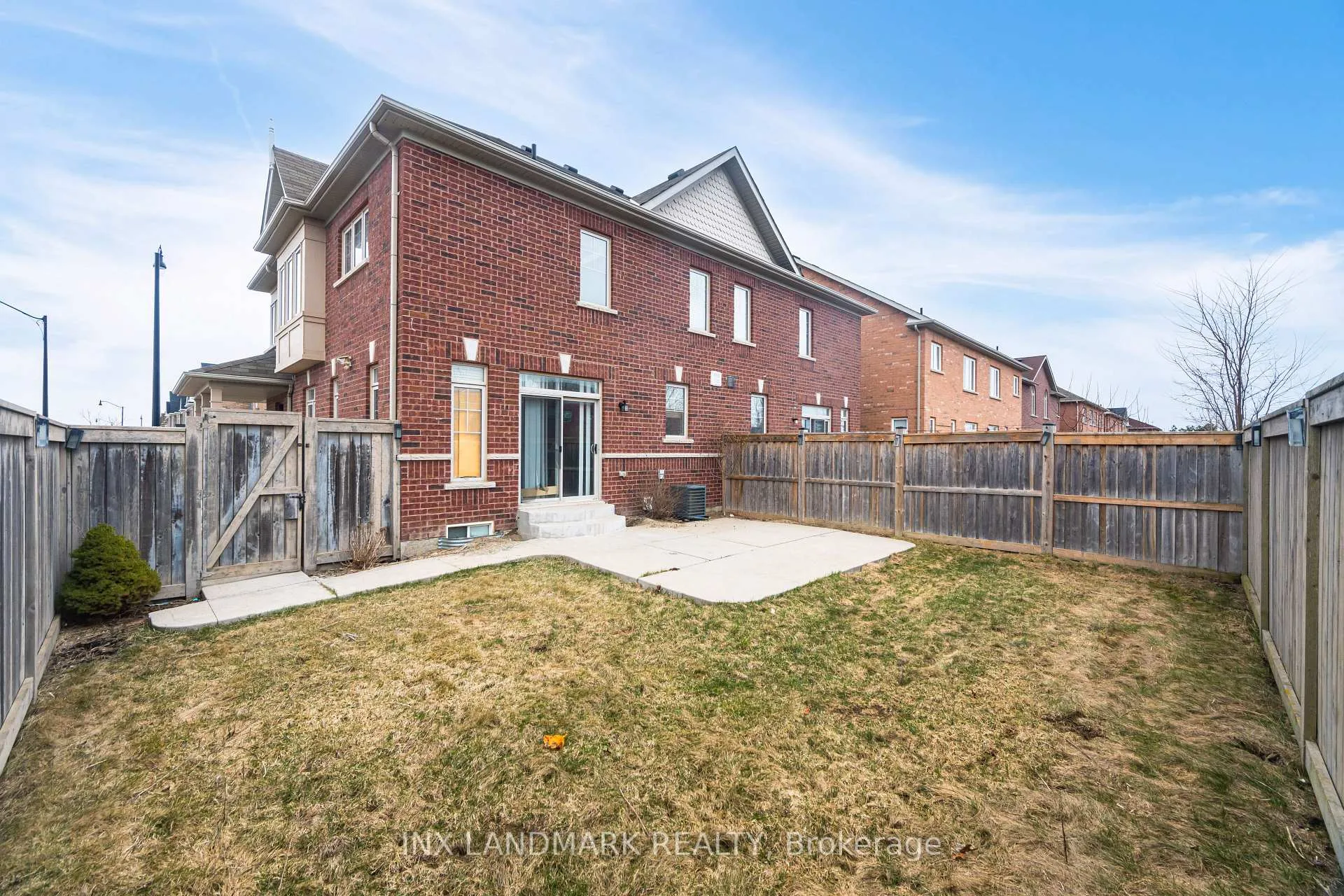 Photo 43 of 125 Remembrance Road, Brampton, Northwest Brampton — HOMEH