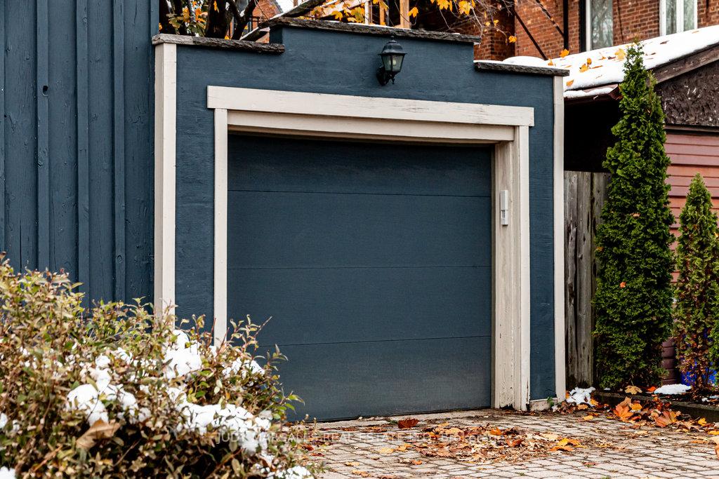 Photo 2 of 306 Hess Street S, Hamilton, Durand — HOMEH