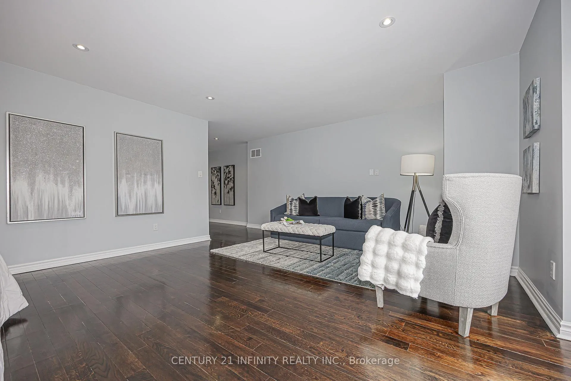 Photo 21 of 150 Strathearn Avenue, Richmond Hill, Bayview Hill — HOMEH