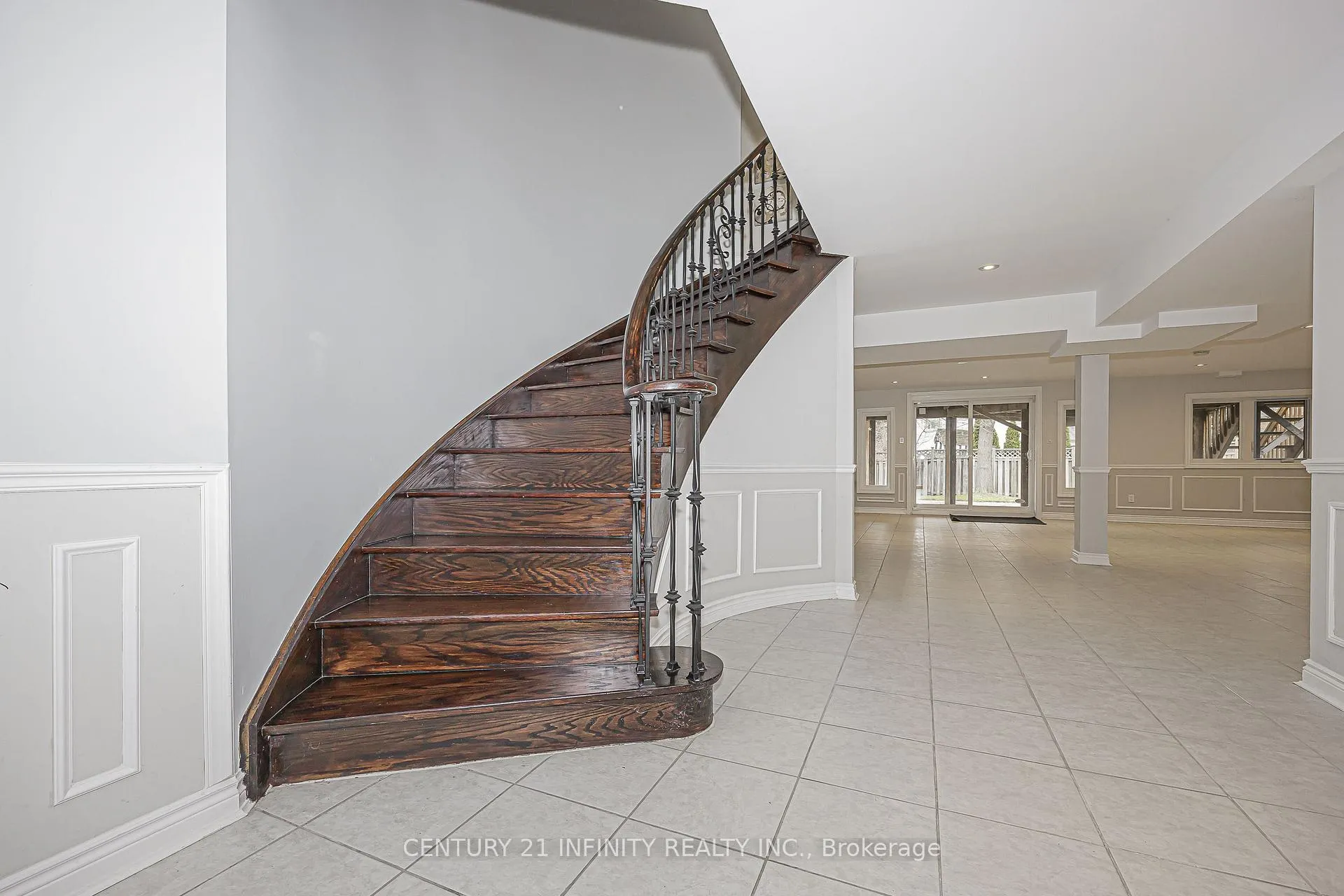 Photo 24 of 150 Strathearn Avenue, Richmond Hill, Bayview Hill — HOMEH
