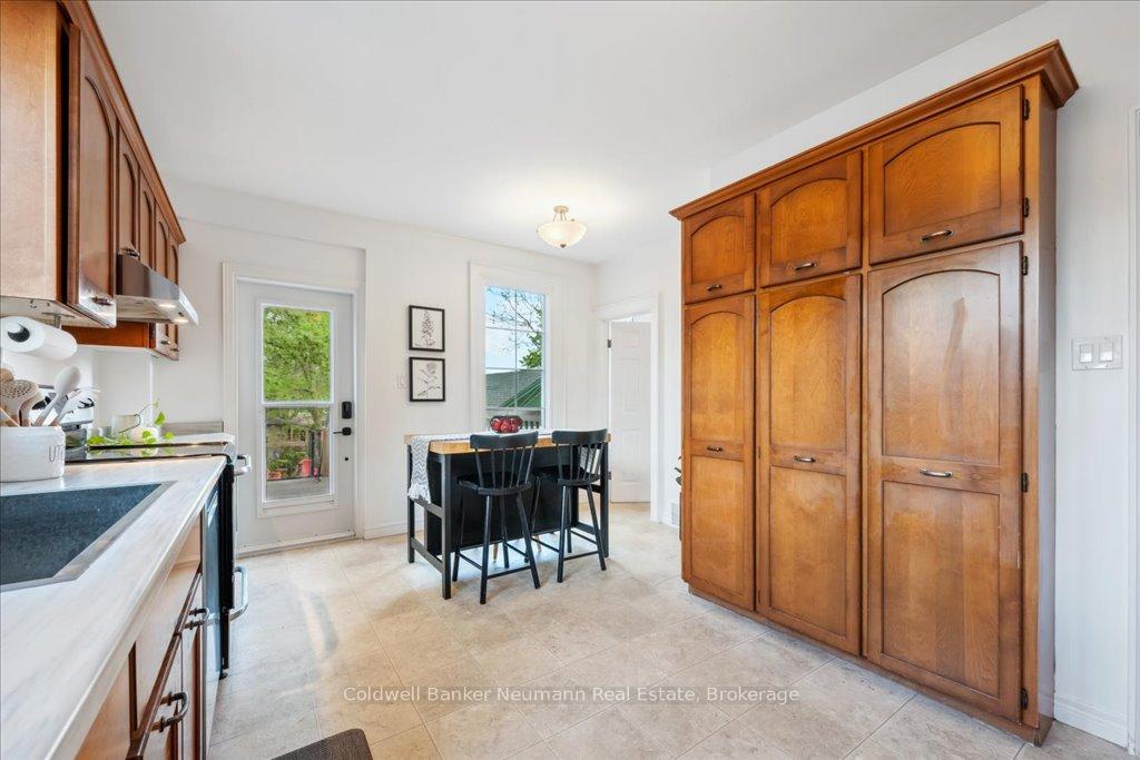 Photo 13 of 120 Waterloo Avenue, Guelph, Downtown — HOMEH