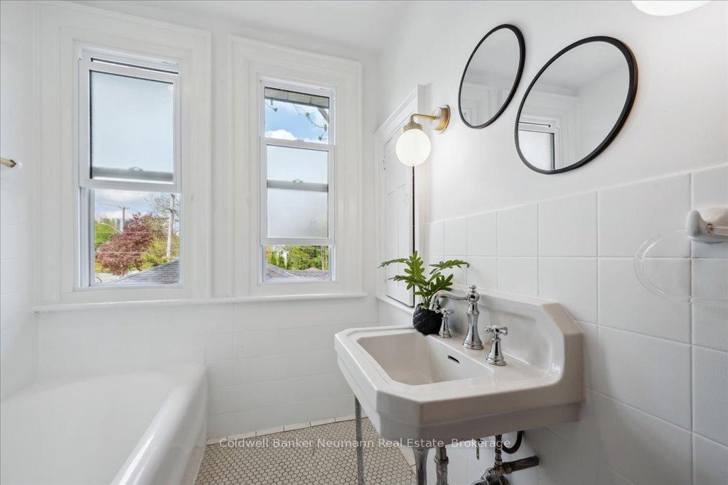 Photo 25 of 120 Waterloo Avenue, Guelph, Downtown — HOMEH