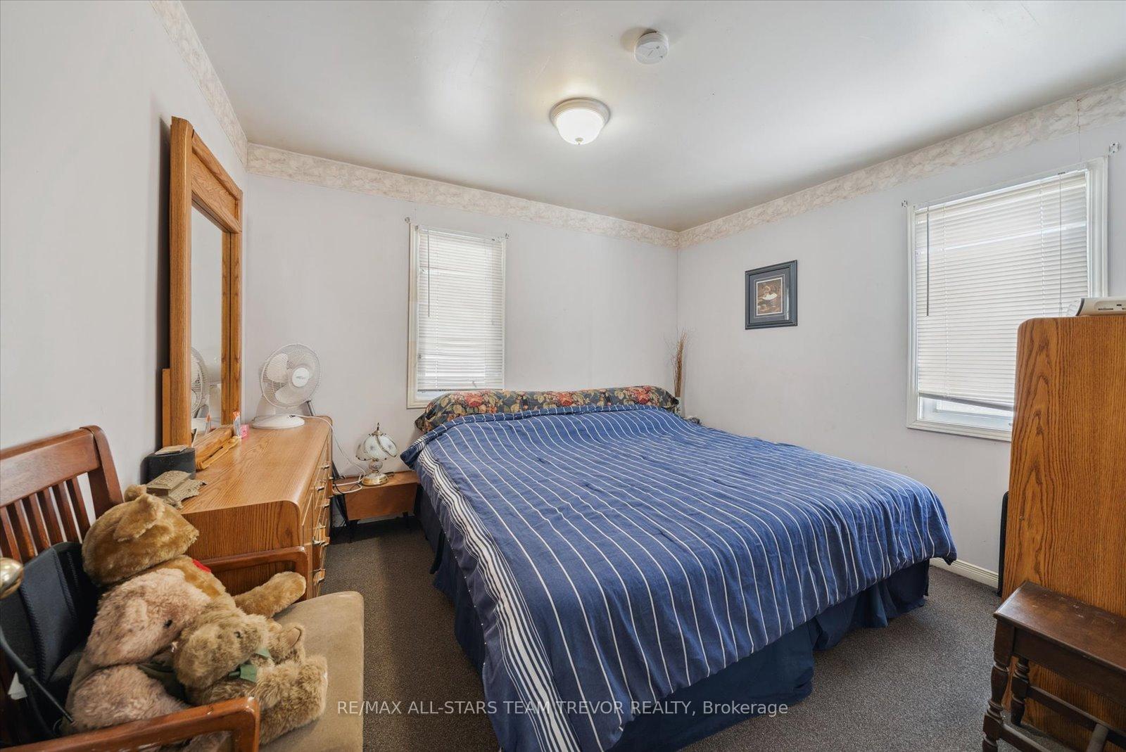 Photo 14 of 421 Lake Drive S, Georgina, Keswick South — HOMEH