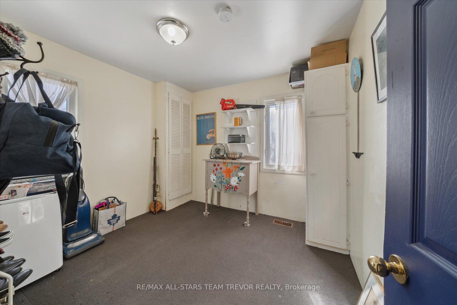 Photo 18 of 421 Lake Drive S, Georgina, Keswick South — HOMEH