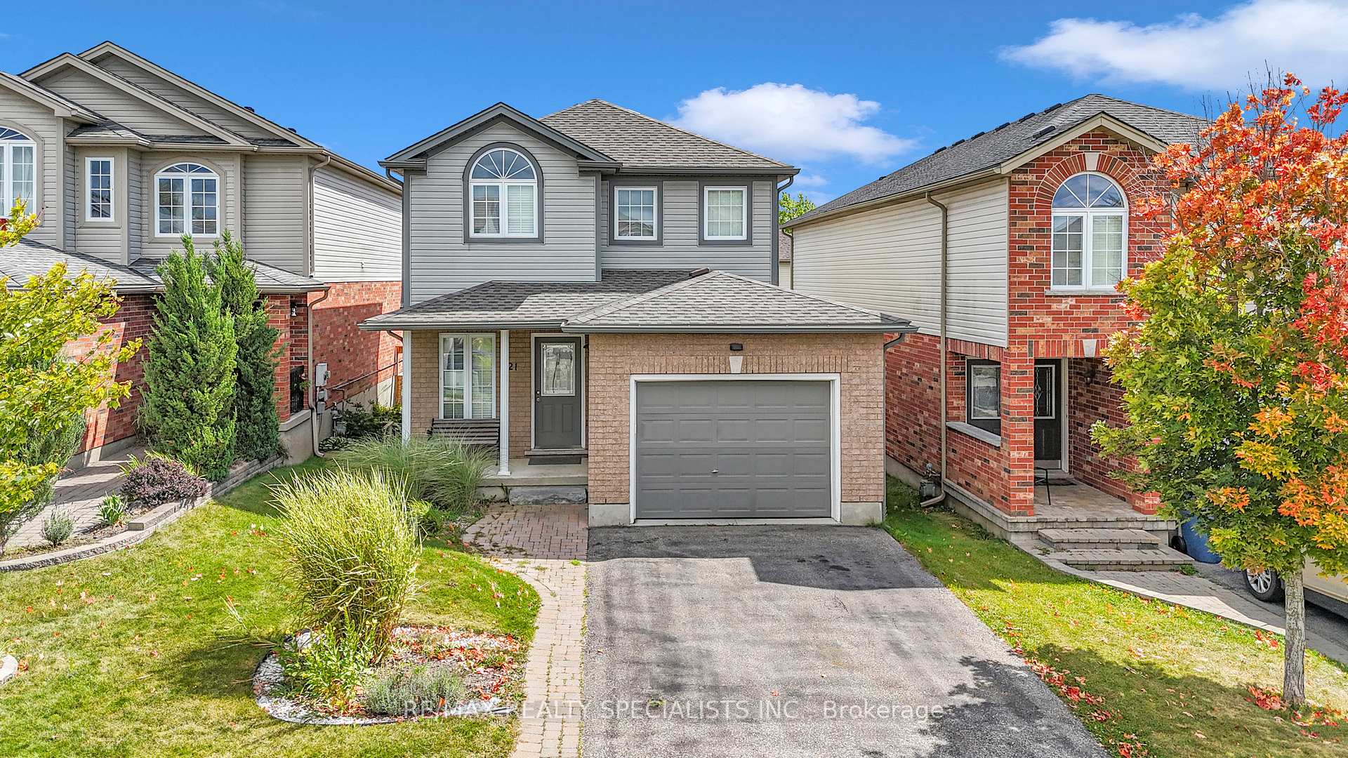 Front of 21 Henderson Drive