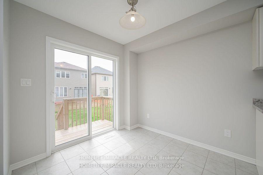 Photo 13 of 327 Pumpkin Pass, Hamilton, Binbrook — HOMEH
