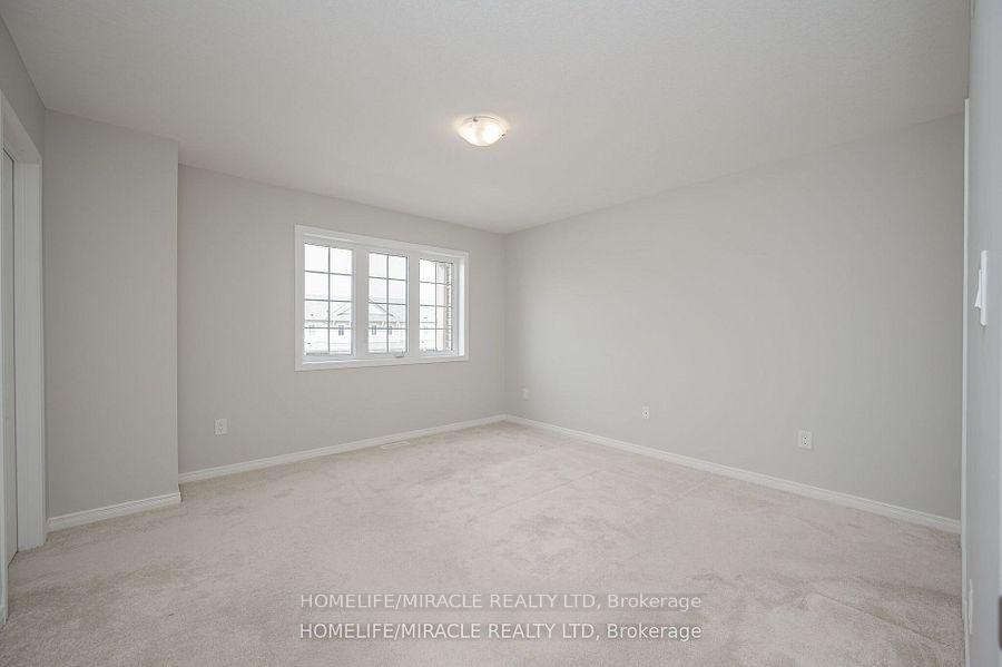 Photo 23 of 327 Pumpkin Pass, Hamilton, Binbrook — HOMEH