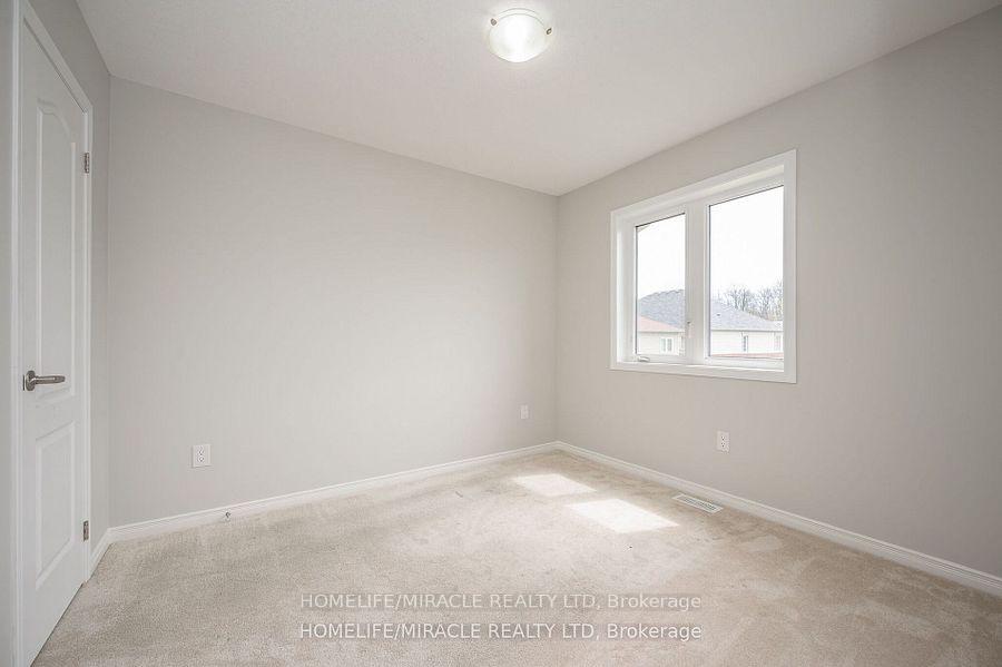 Photo 28 of 327 Pumpkin Pass, Hamilton, Binbrook — HOMEH