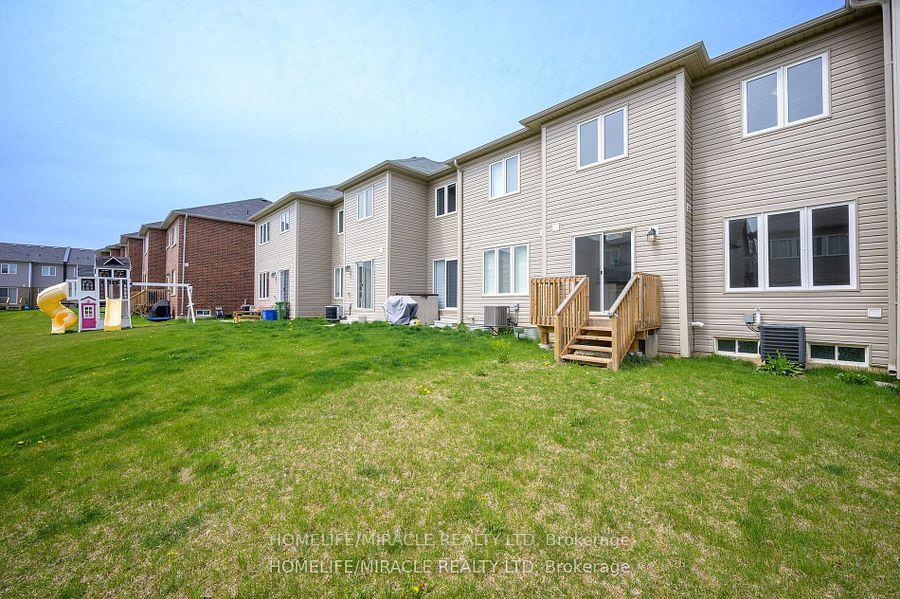 Photo 36 of 327 Pumpkin Pass, Hamilton, Binbrook — HOMEH