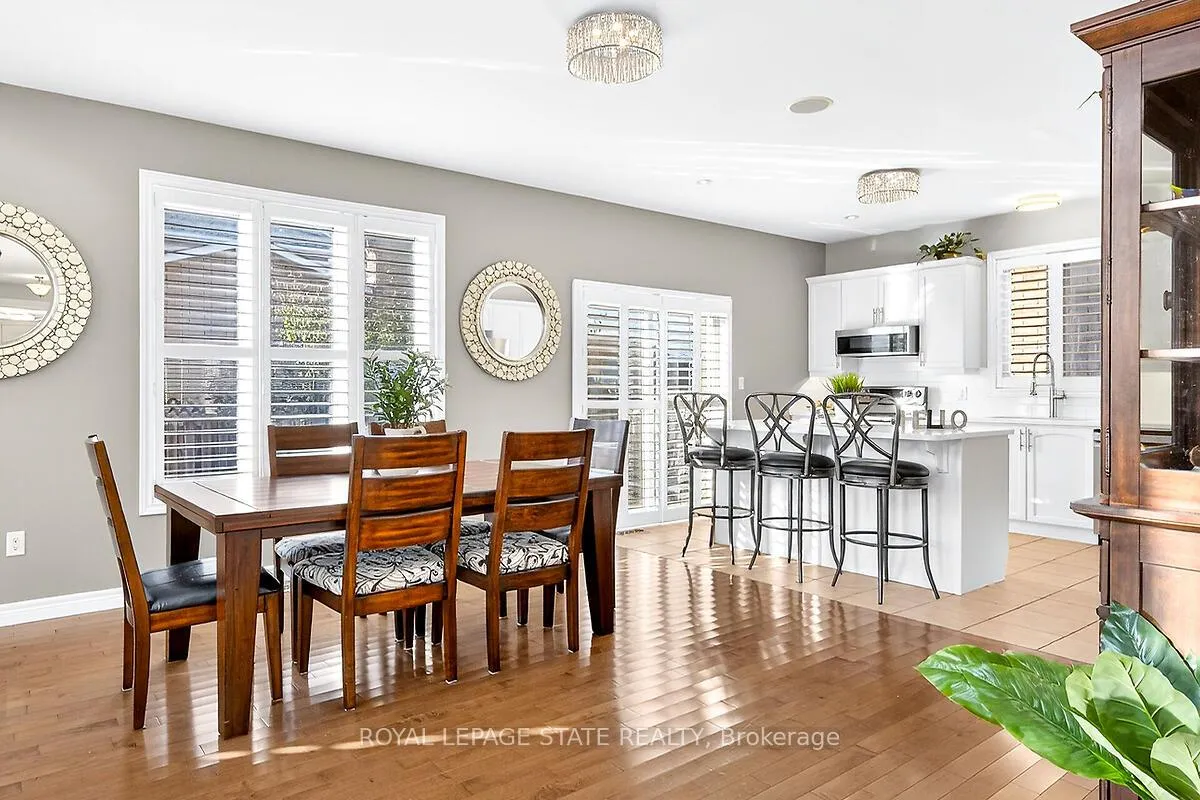 Photo 6 of 3 Sasha Court, Hamilton, Stoney Creek — HOMEH