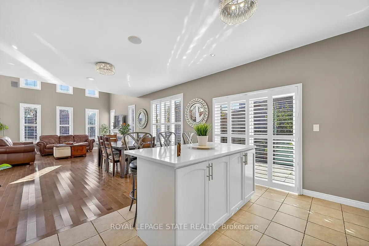Photo 12 of 3 Sasha Court, Hamilton, Stoney Creek — HOMEH