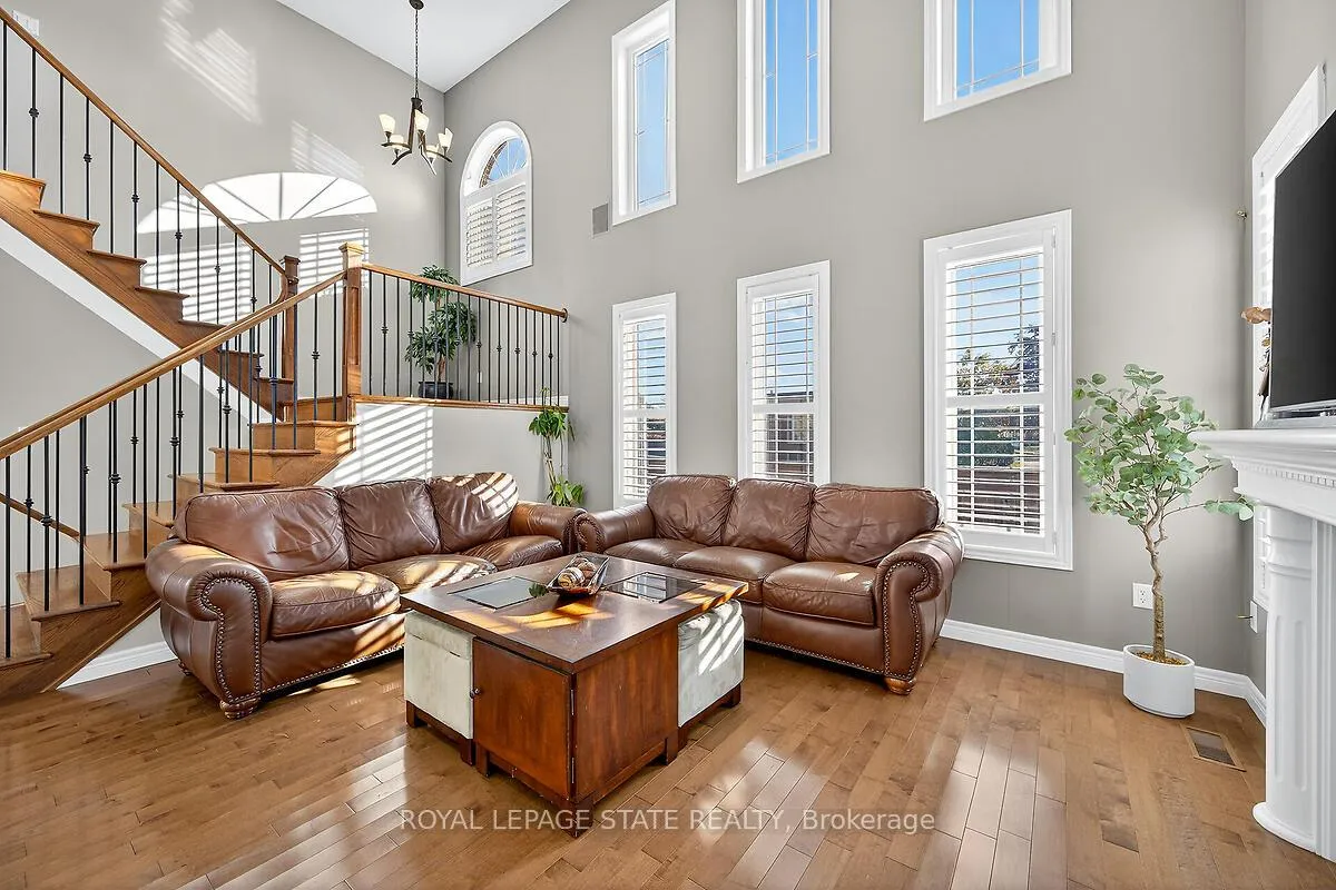 Photo 16 of 3 Sasha Court, Hamilton, Stoney Creek — HOMEH