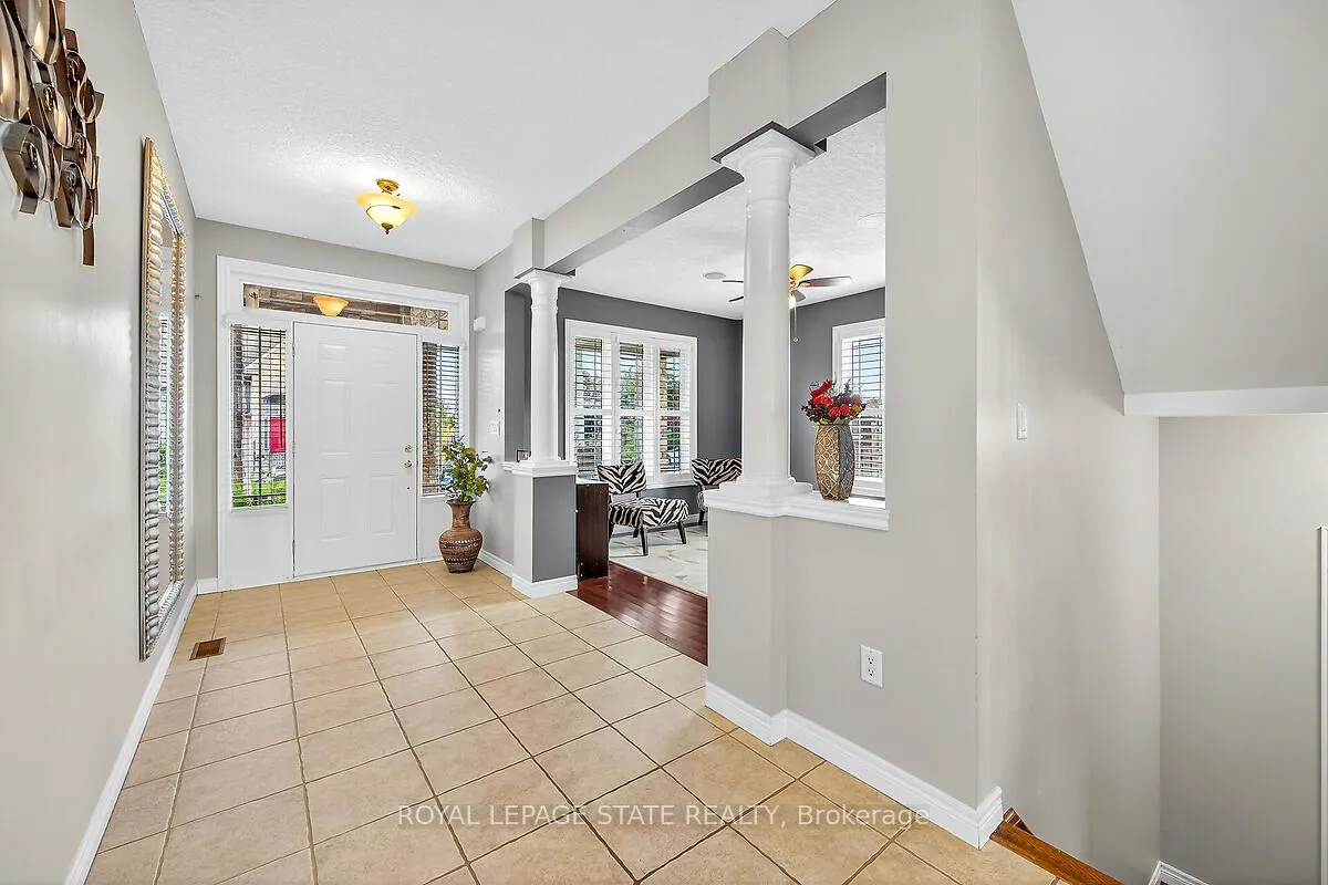 Photo 18 of 3 Sasha Court, Hamilton, Stoney Creek — HOMEH