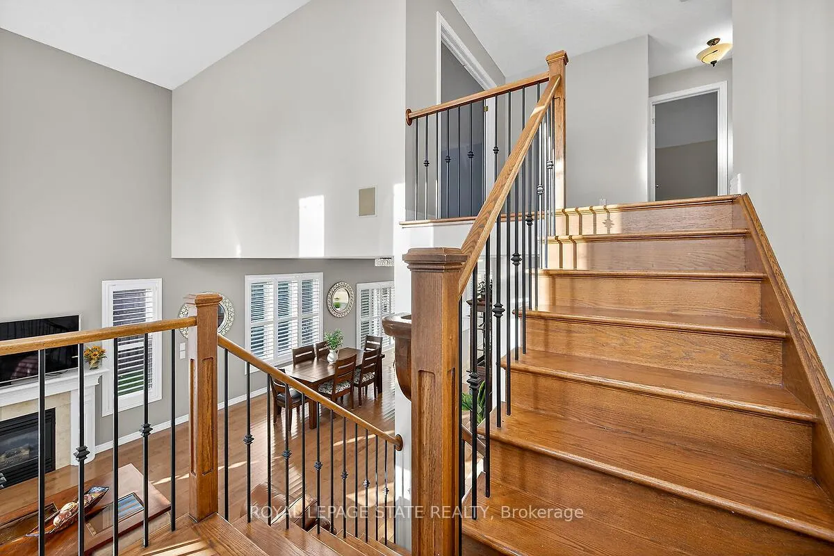 Photo 25 of 3 Sasha Court, Hamilton, Stoney Creek — HOMEH